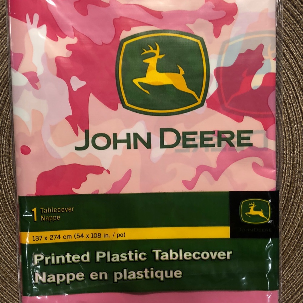 John Deere Pink Camo Tablecover Printed Plastic